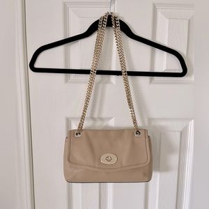 💕COACH leather purse 
Gold chain strap & hardware
*Perfect condition